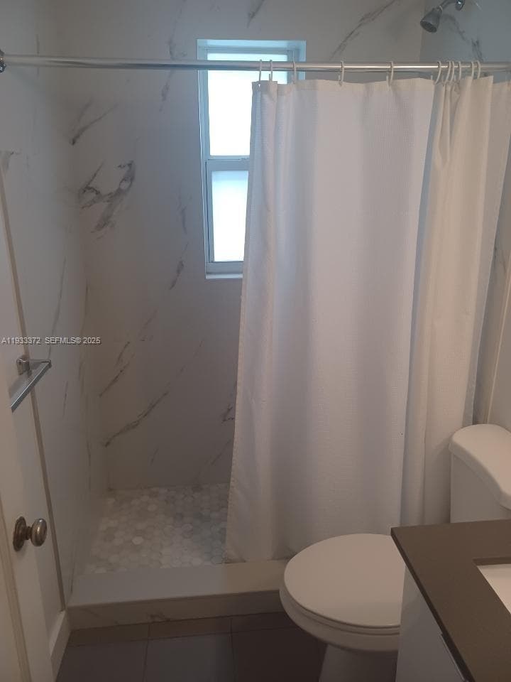 6950 Byron Ave # 2, Miami Beach, FL 33141 photo 5