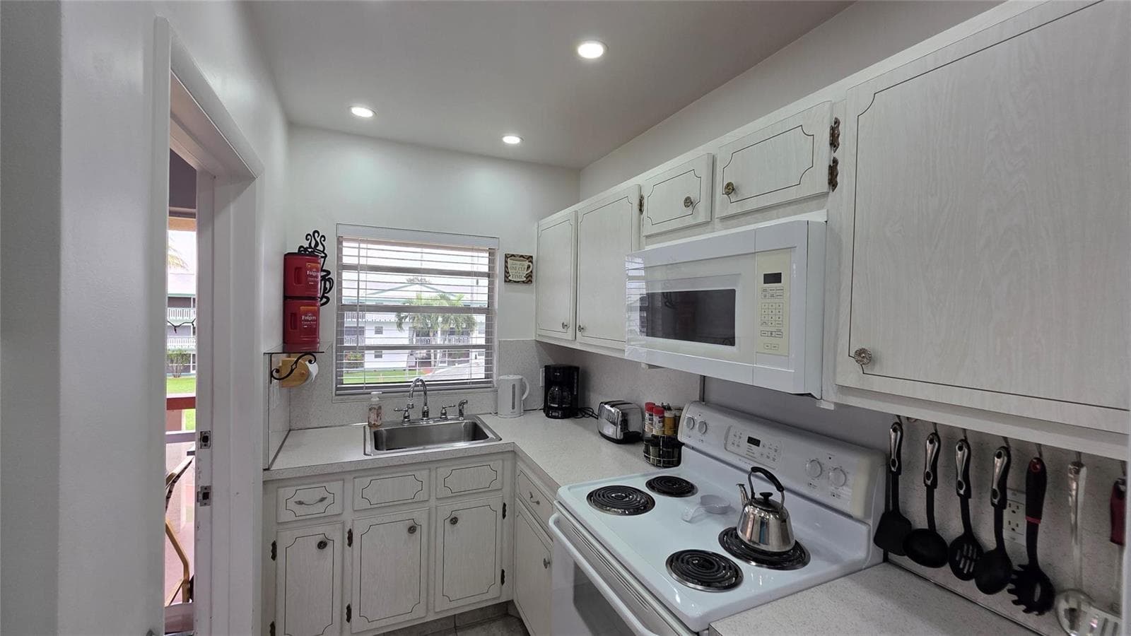 5300 Washington Street # L338, Hollywood, FL 33021 photo 4