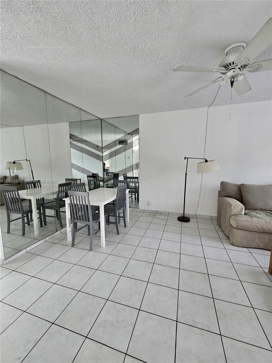 1001 SE 16th St # 1, Fort Lauderdale, FL 33316 photo 2