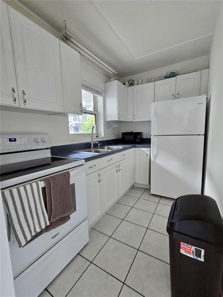 1001 SE 16th St # 1, Fort Lauderdale, FL 33316 photo 3
