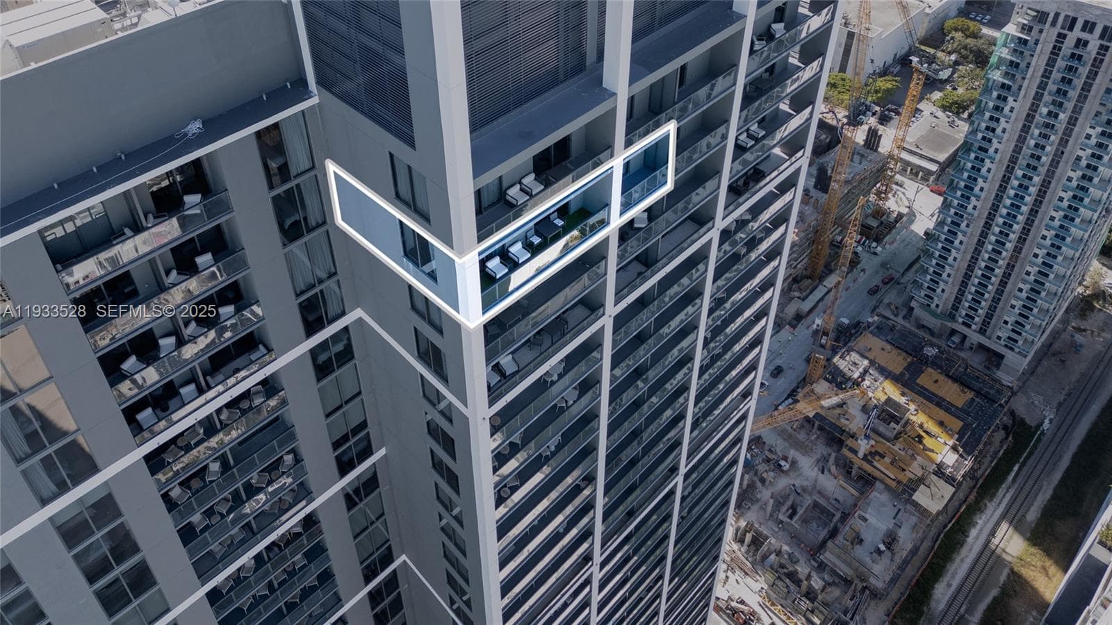 601 NE 1St Ave # PH5001, Miami, FL 33132 photo 2