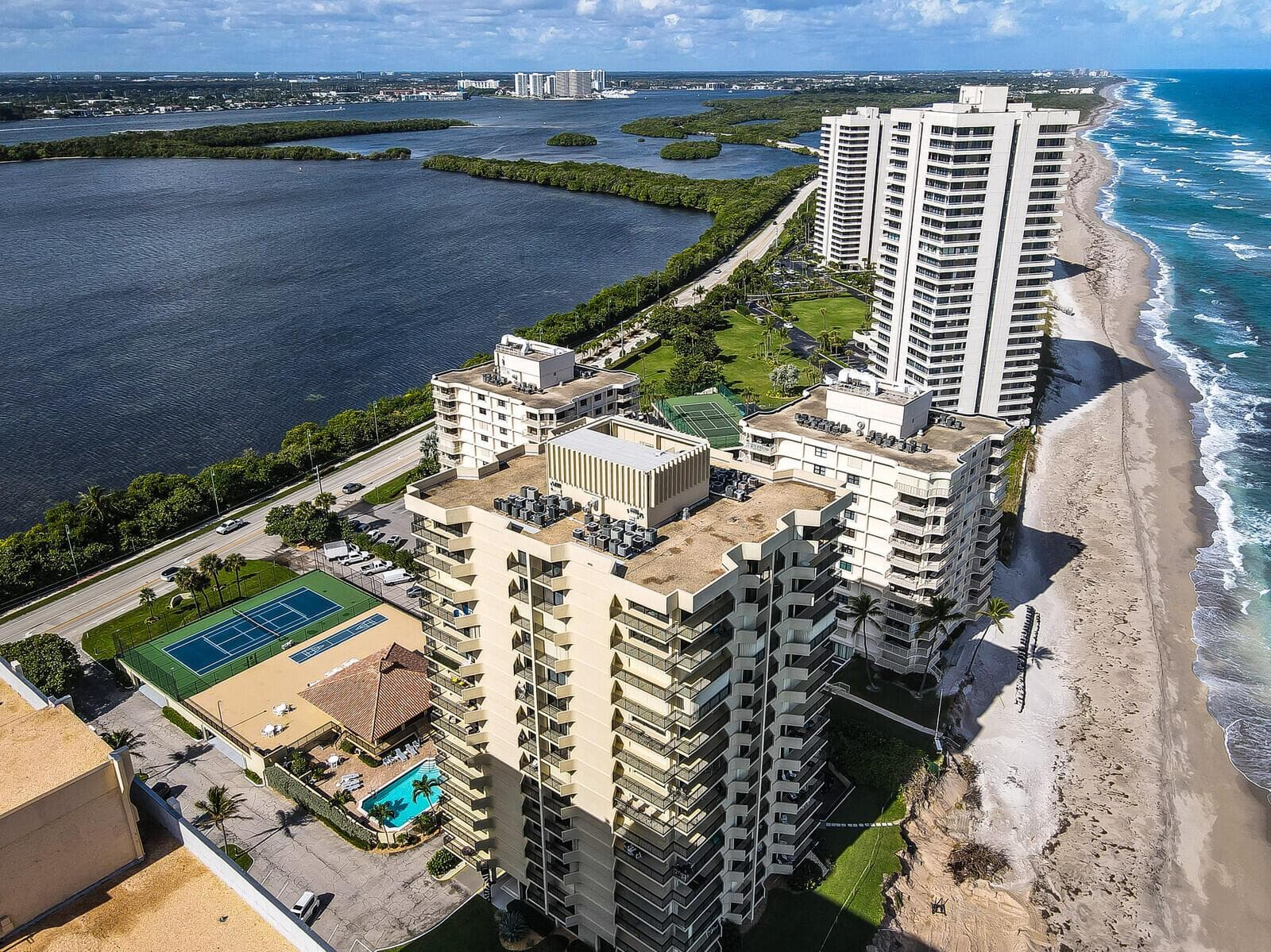 5460 N Ocean Drive # 1d, Singer Island, FL 33404 photo 4