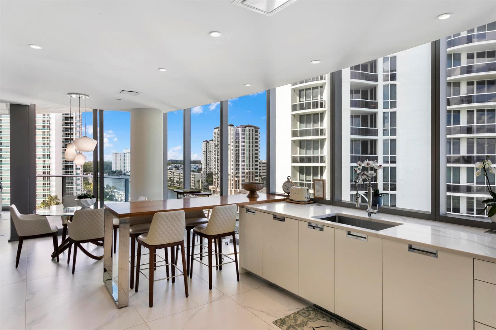 15701 Collins Avenue # 701, Sunny Isles Beach, FL 33160 photo 3