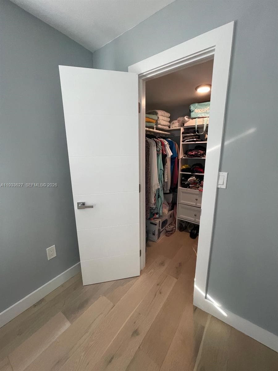 1235 Pennsylvania Ave # 4E, Miami Beach, FL 33139 photo 3