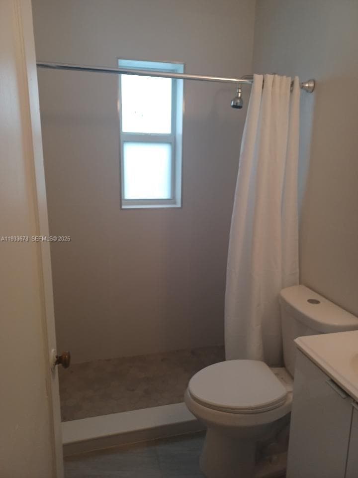 6950 Byron Ave # 7, Miami Beach, FL 33141 photo 3