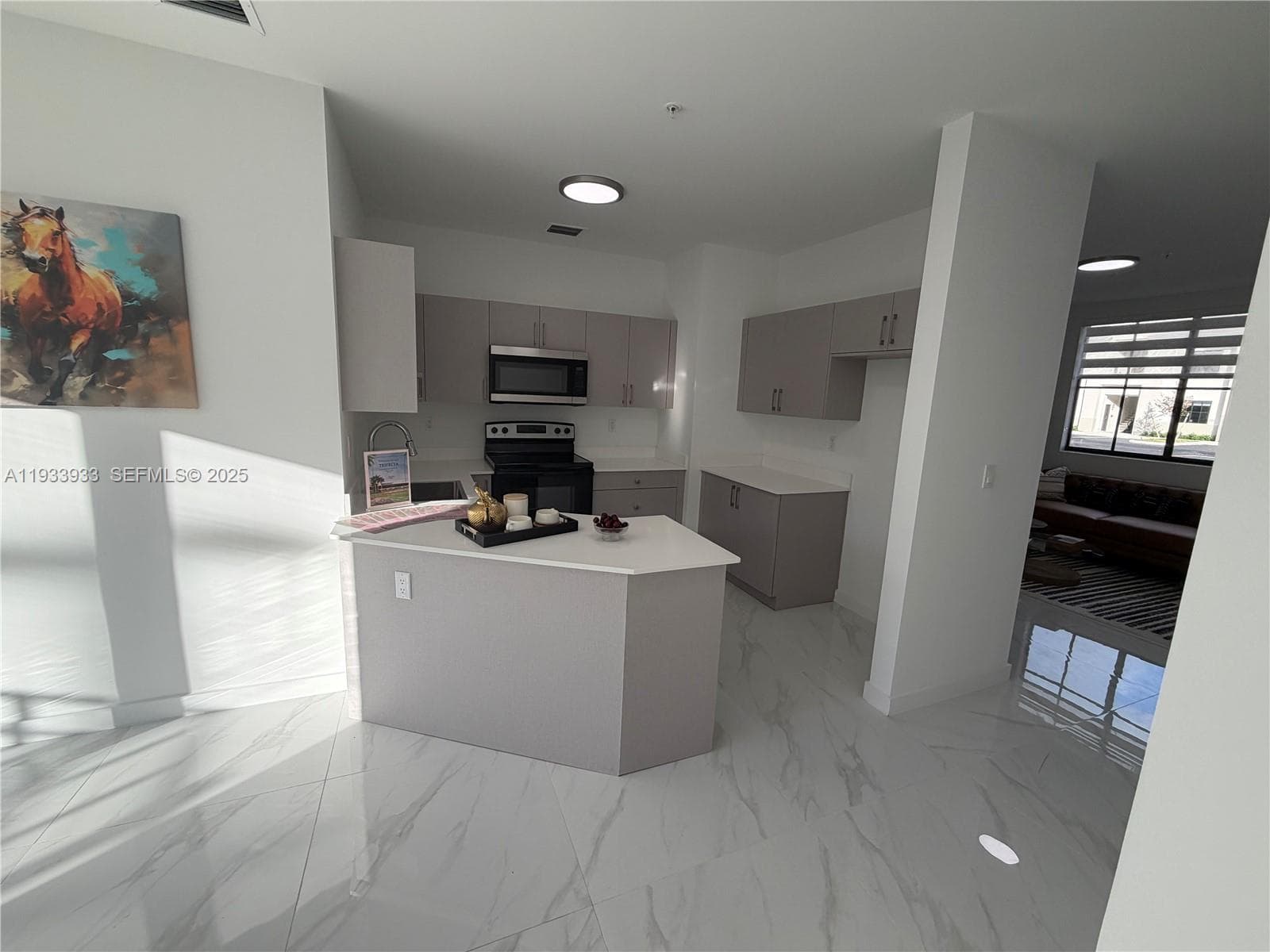 2308 E 4th ave # 208, Hialeah, FL 33013 photo 3
