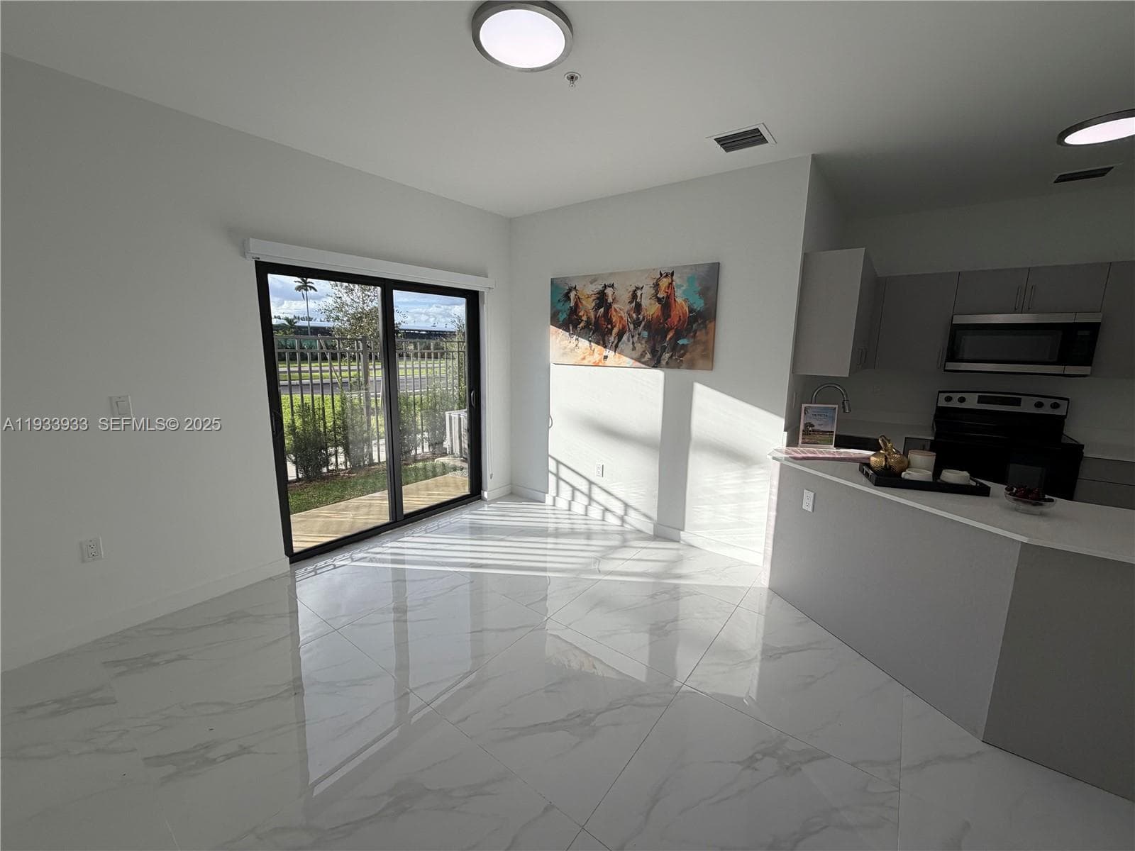 2308 E 4th ave # 208, Hialeah, FL 33013 photo 4