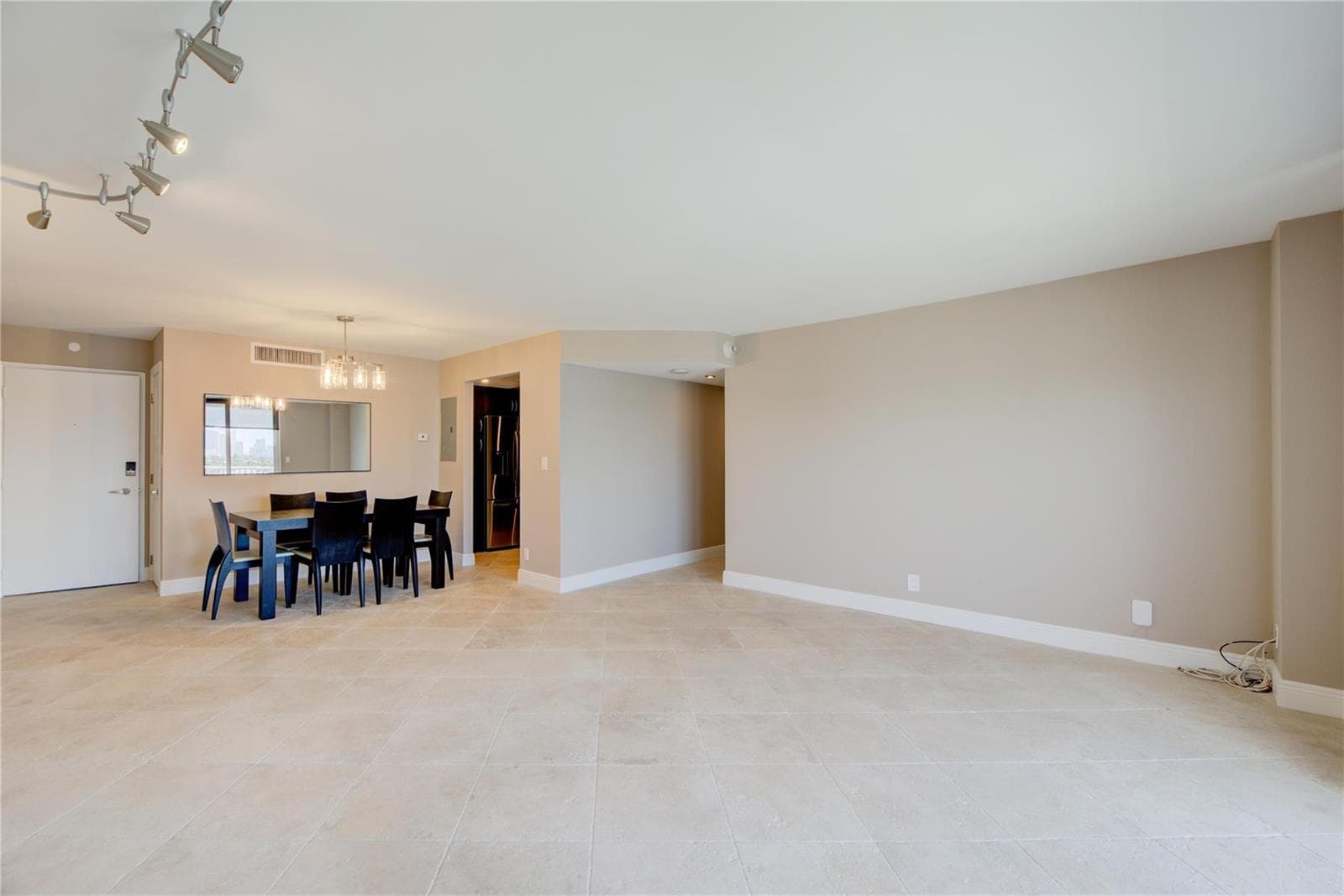 1 Las Olas Circle # 605, Fort Lauderdale, FL 33316 photo 5