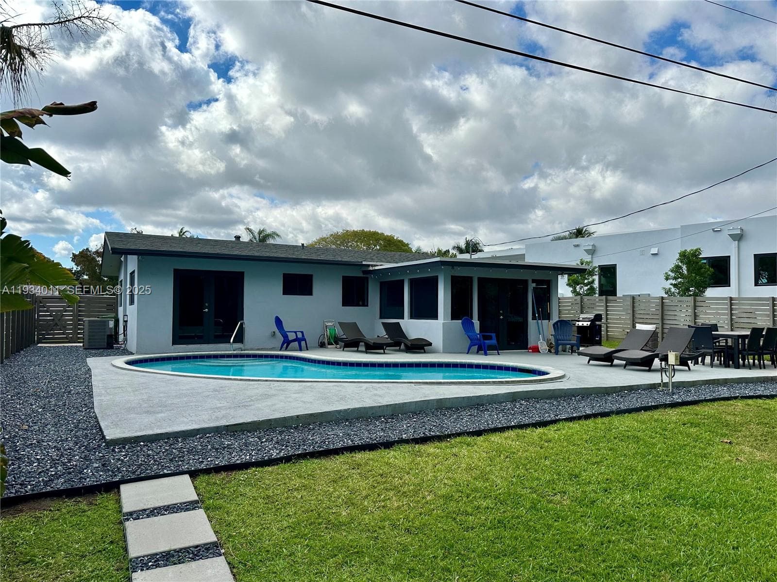 513 NW 30th St, Wilton Manors, FL 33311 photo 4