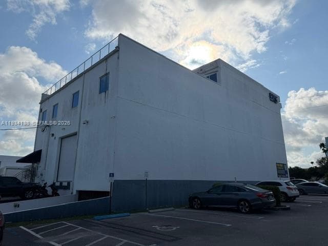 5465 NW 36th St, Miami Springs, FL 33166 photo 2