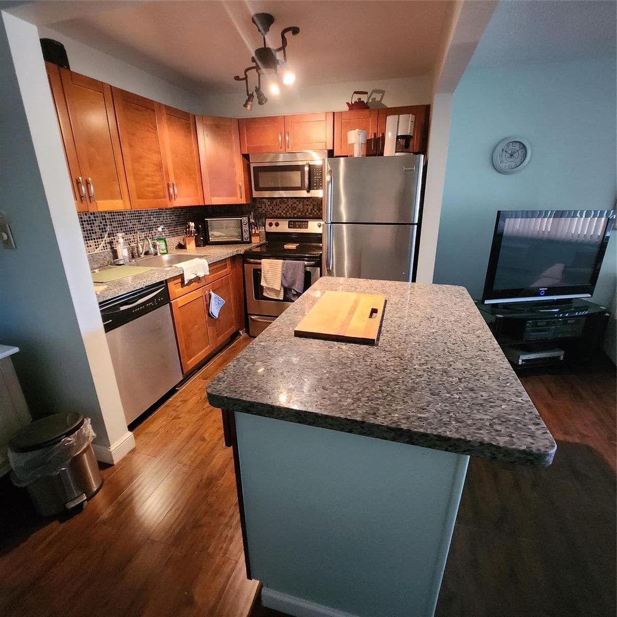 198 Durham D, Deerfield Beach, FL 33442 photo 3