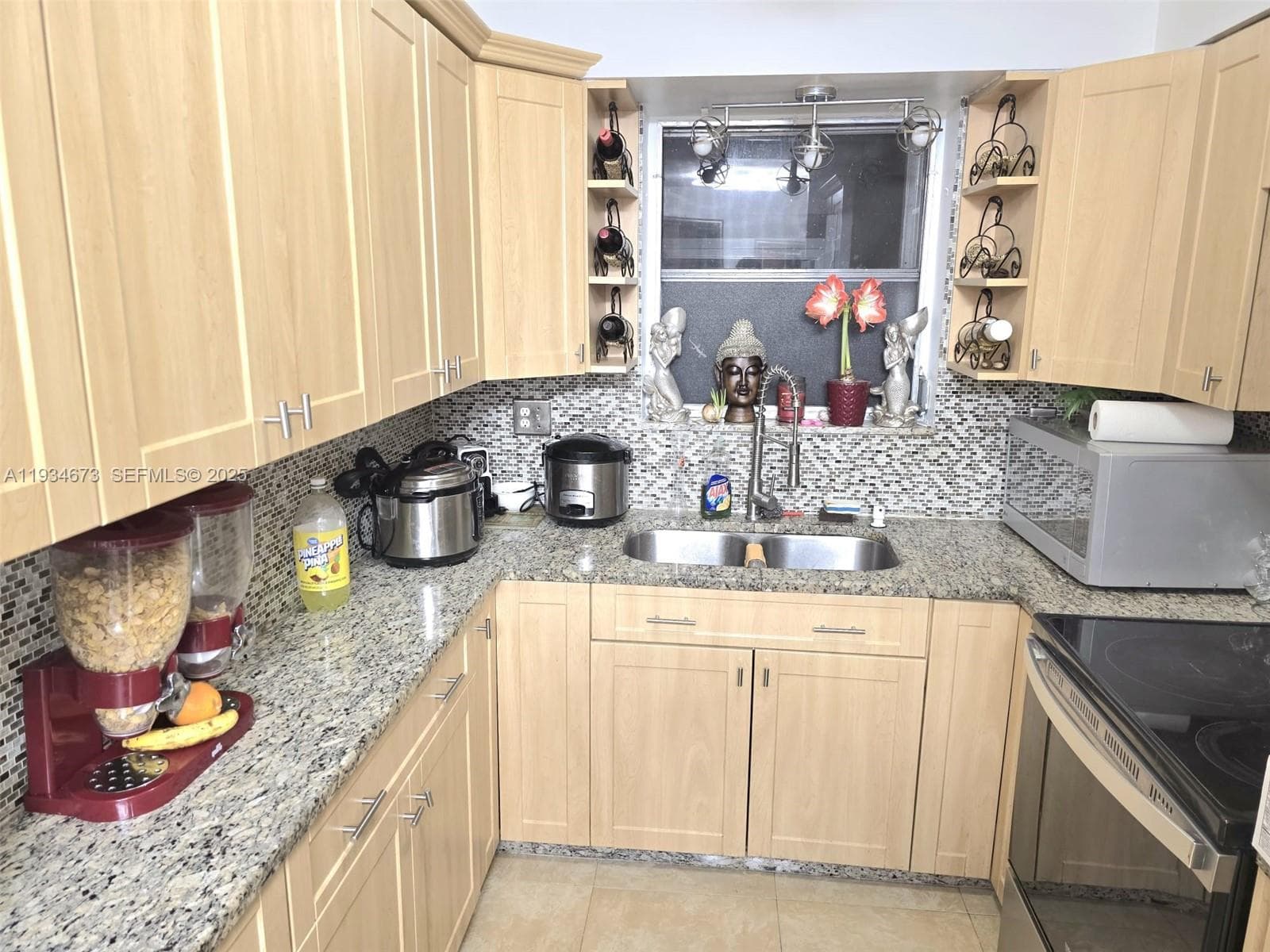 3601 NW 102nd St, Miami, FL 33147 photo 5