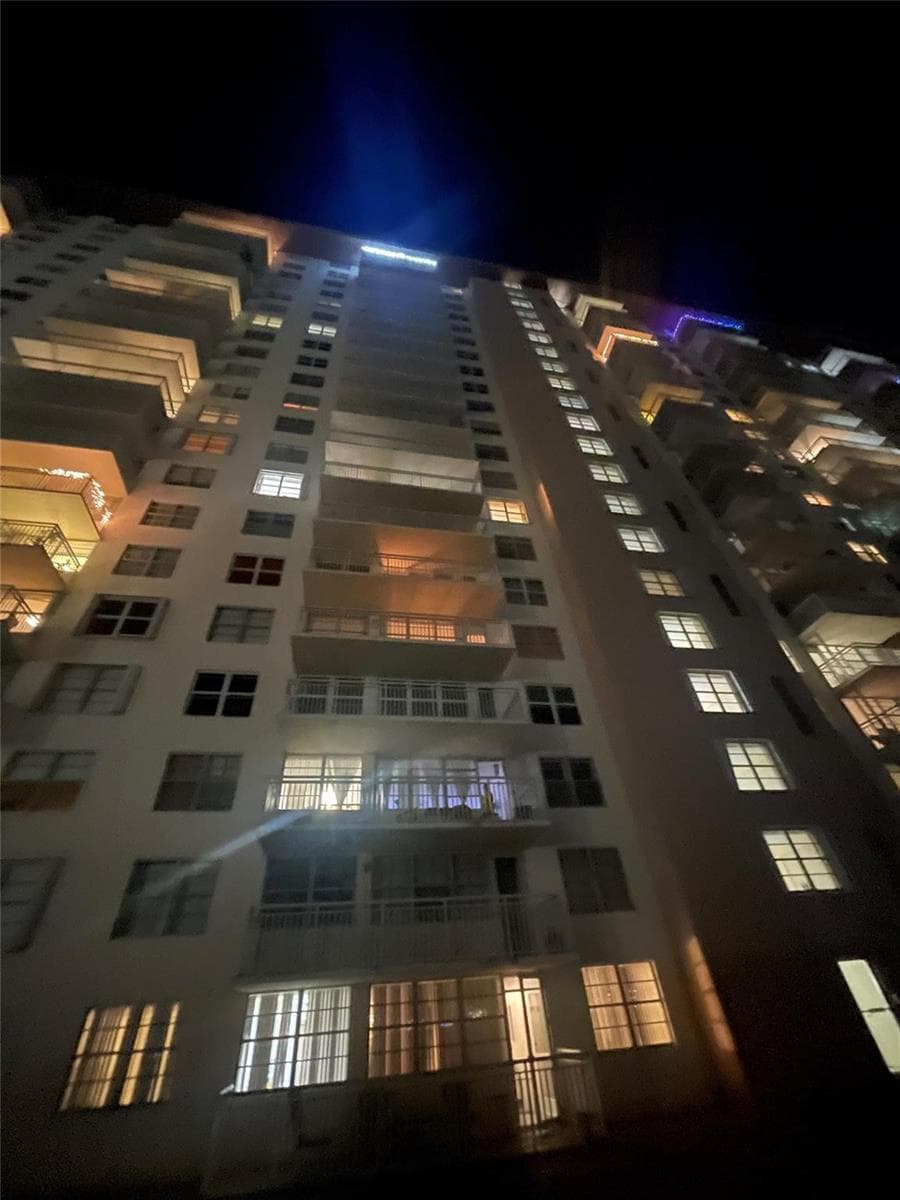 251 174th Street # 220, Sunny Isles Beach, FL 33160 photo 2