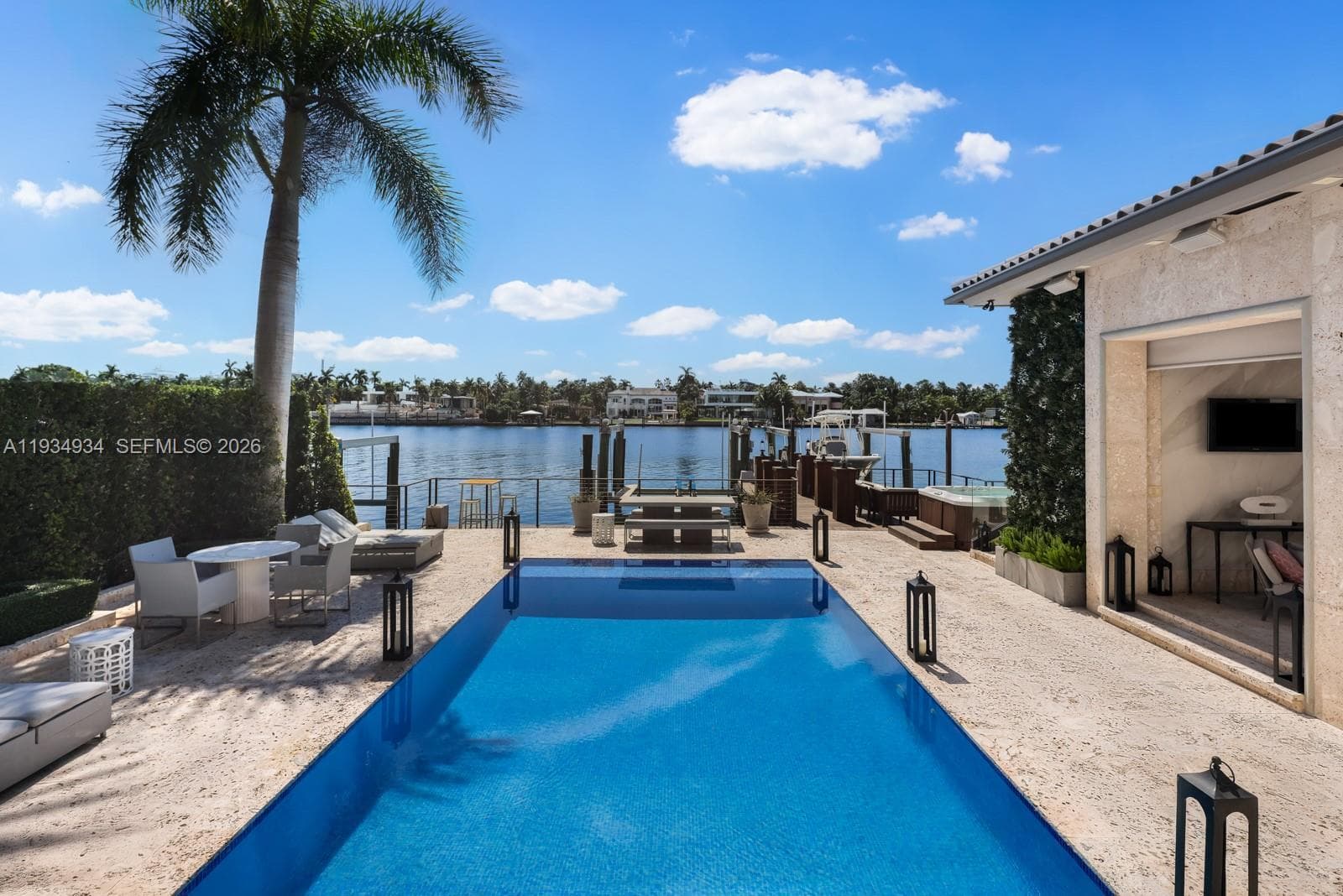176 S Hibiscus Drive, Miami Beach, FL 33139 photo 5
