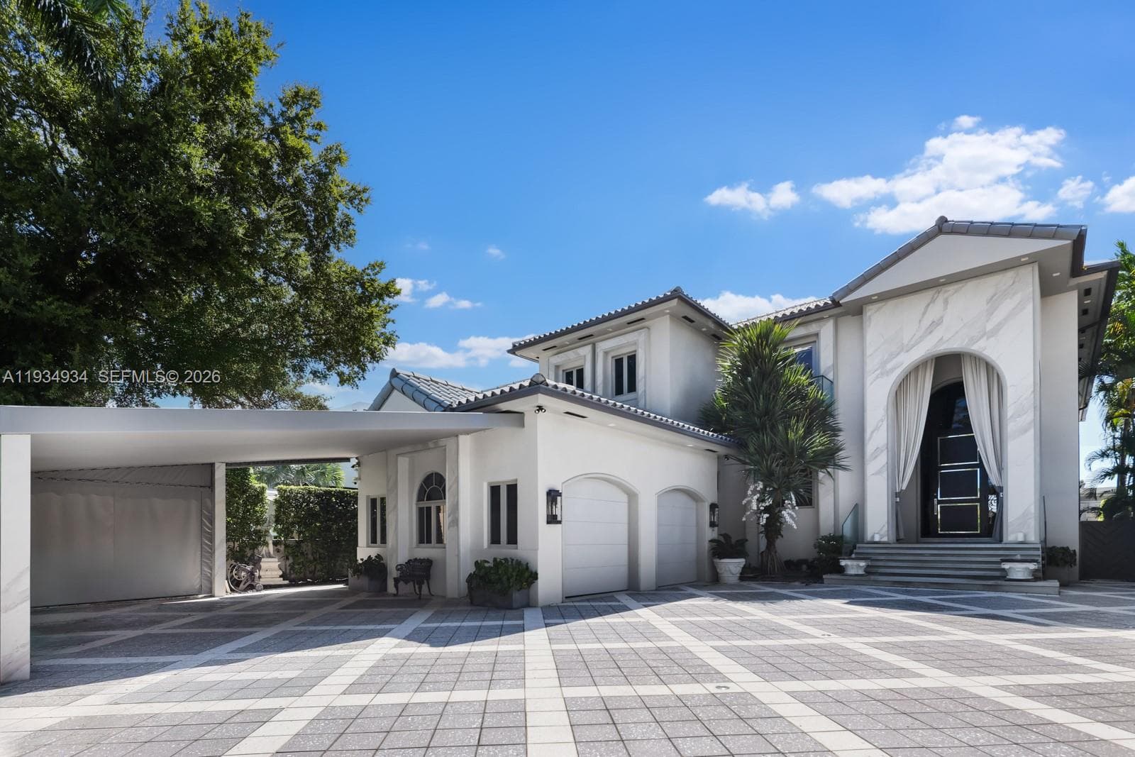 176 S Hibiscus Drive, Miami Beach, FL 33139 photo 4