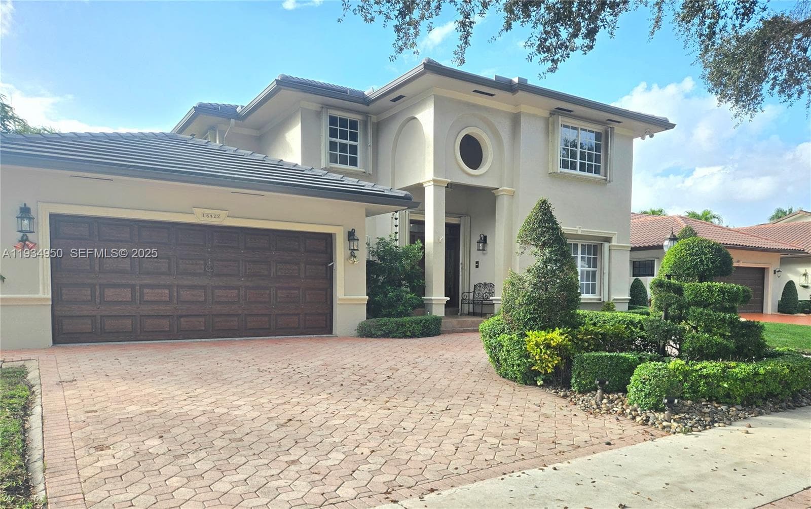 16422 NW 83rd Pl, Miami Lakes, FL 33016 photo 3