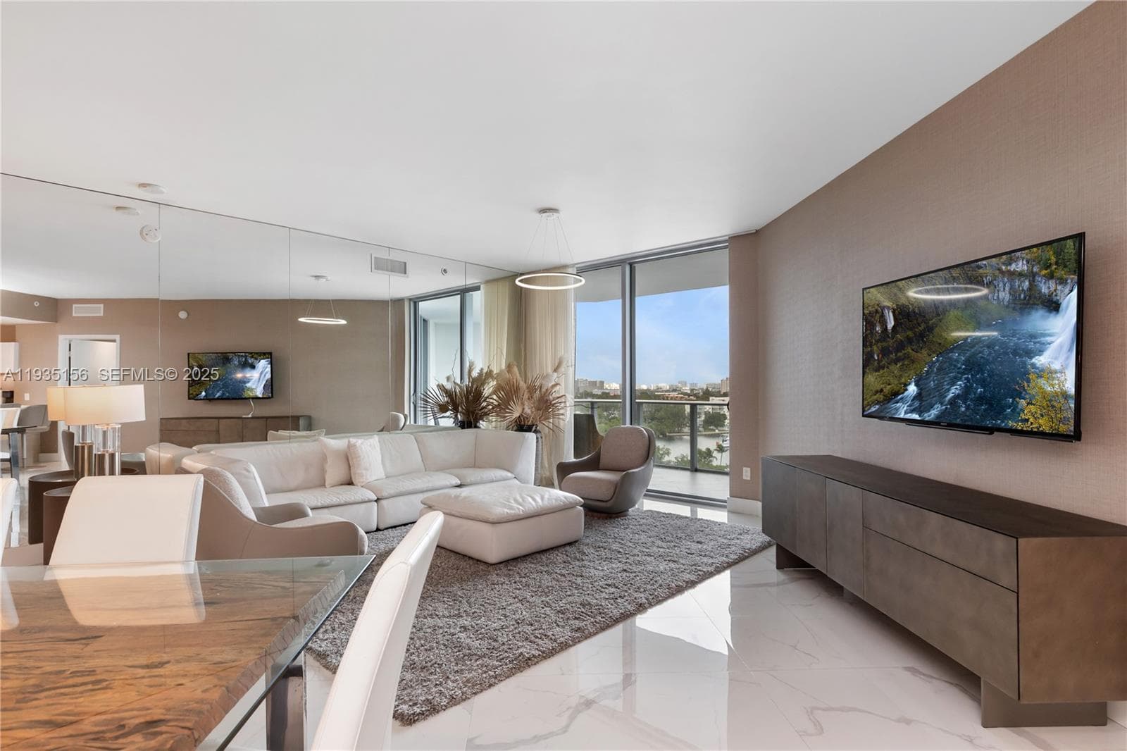 17301 Biscayne Blvd # 908, North Miami Beach, FL 33160 photo 4