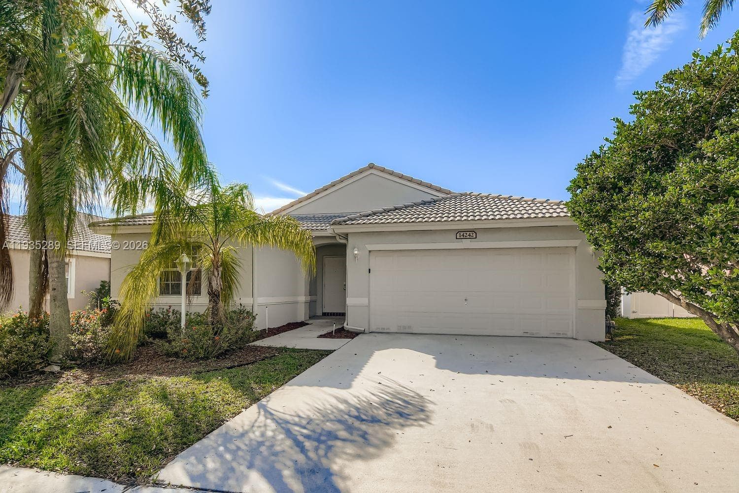 14242 NW 18th Pl, Pembroke Pines, FL 33028 photo 2