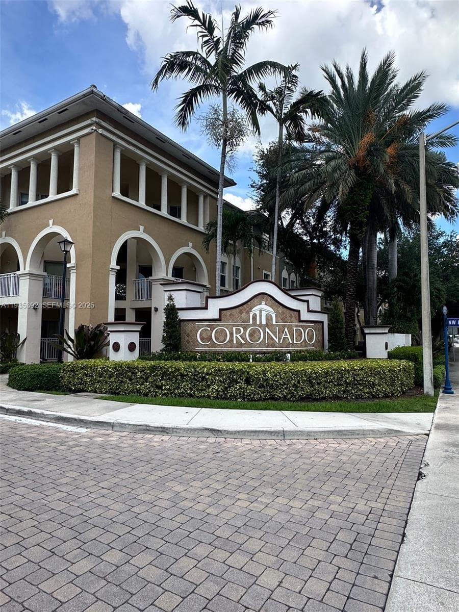 10800 NW 88th Ter # 213, Doral, FL 33178