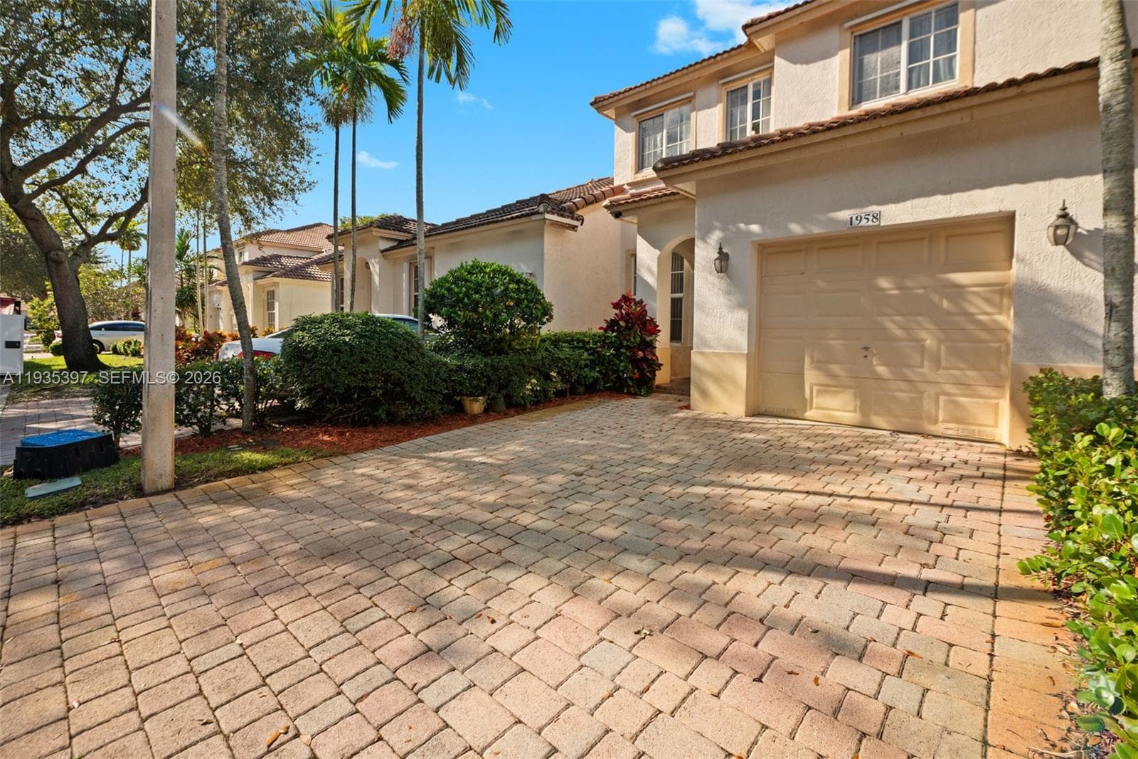 1958 NW 79th Way, Pembroke Pines, FL 33024 photo 2