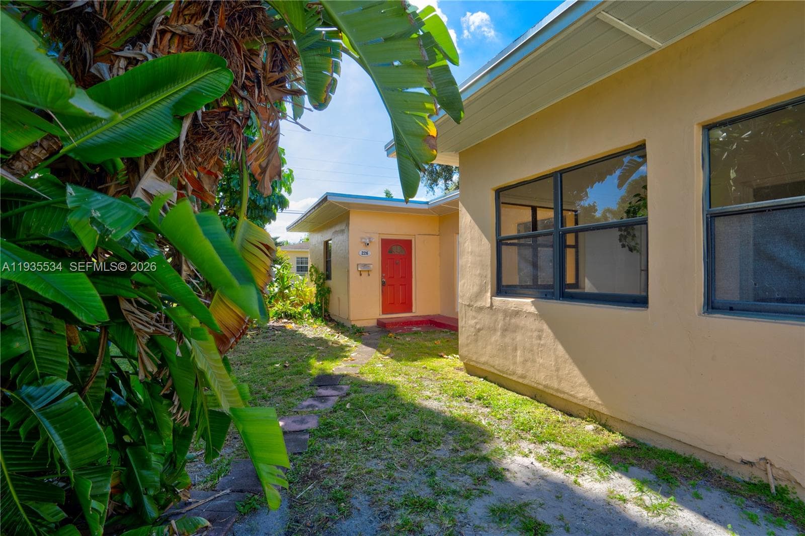 234 NE 111th St # 1, Miami, FL 33161 photo 2