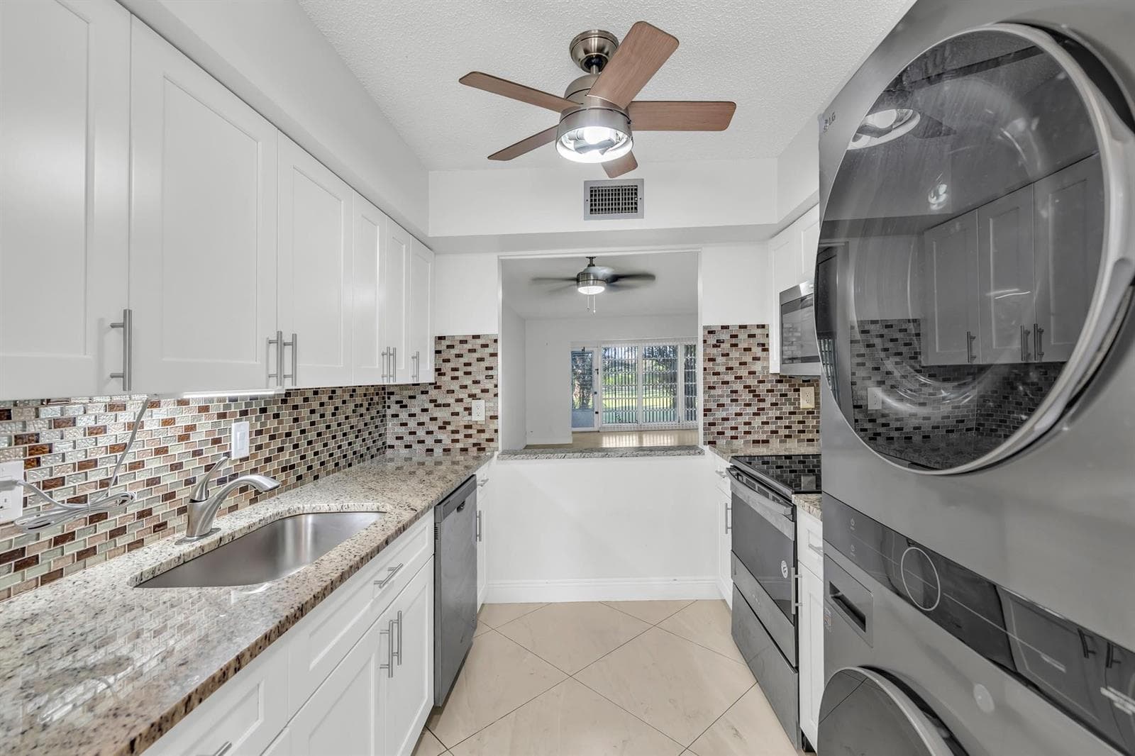 13950 Via Flora # B, Delray Beach, FL 33484 photo 5