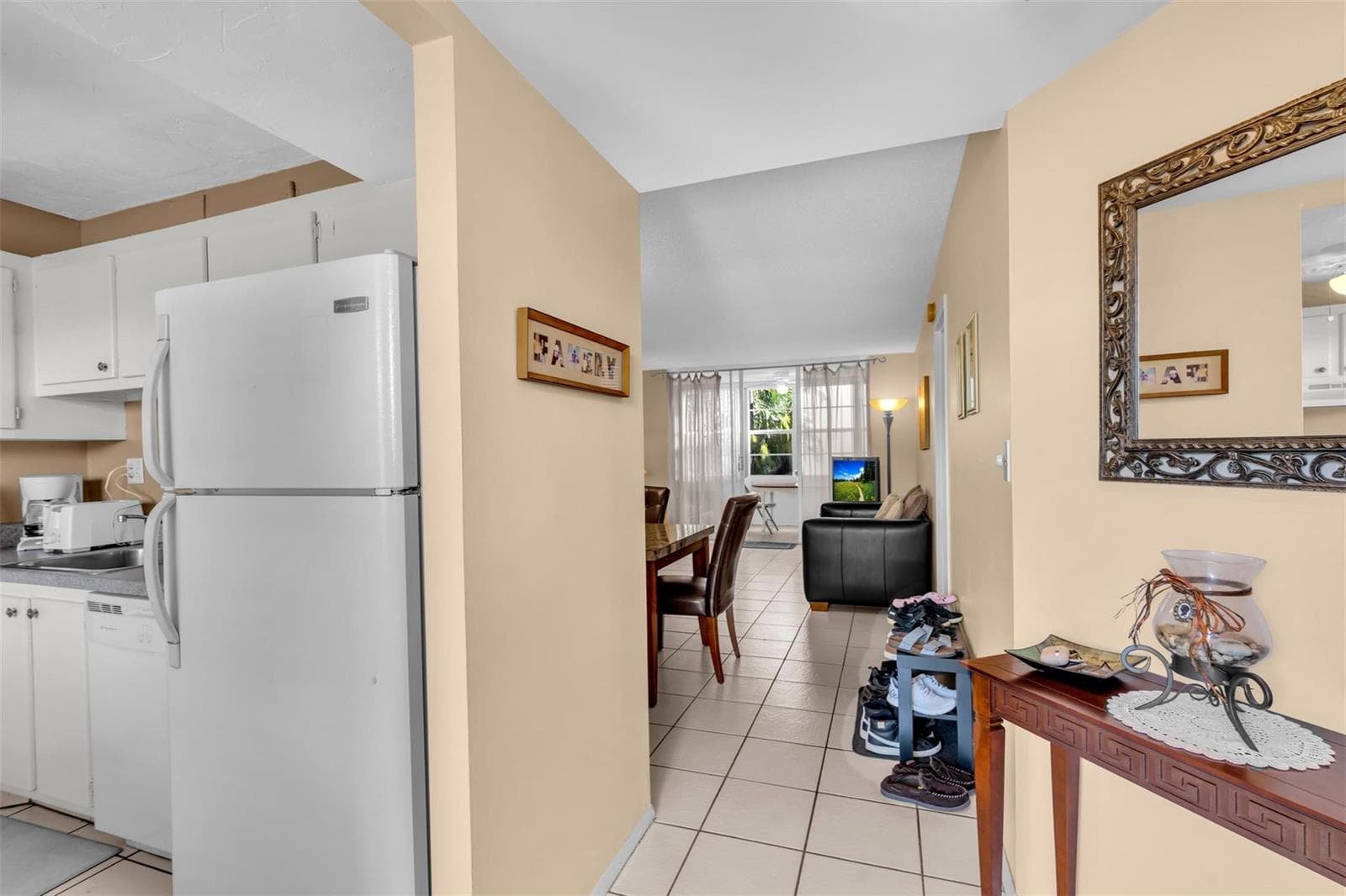 2600 NW 49th Avenue # 309, Lauderdale Lakes, FL 33313 photo 4