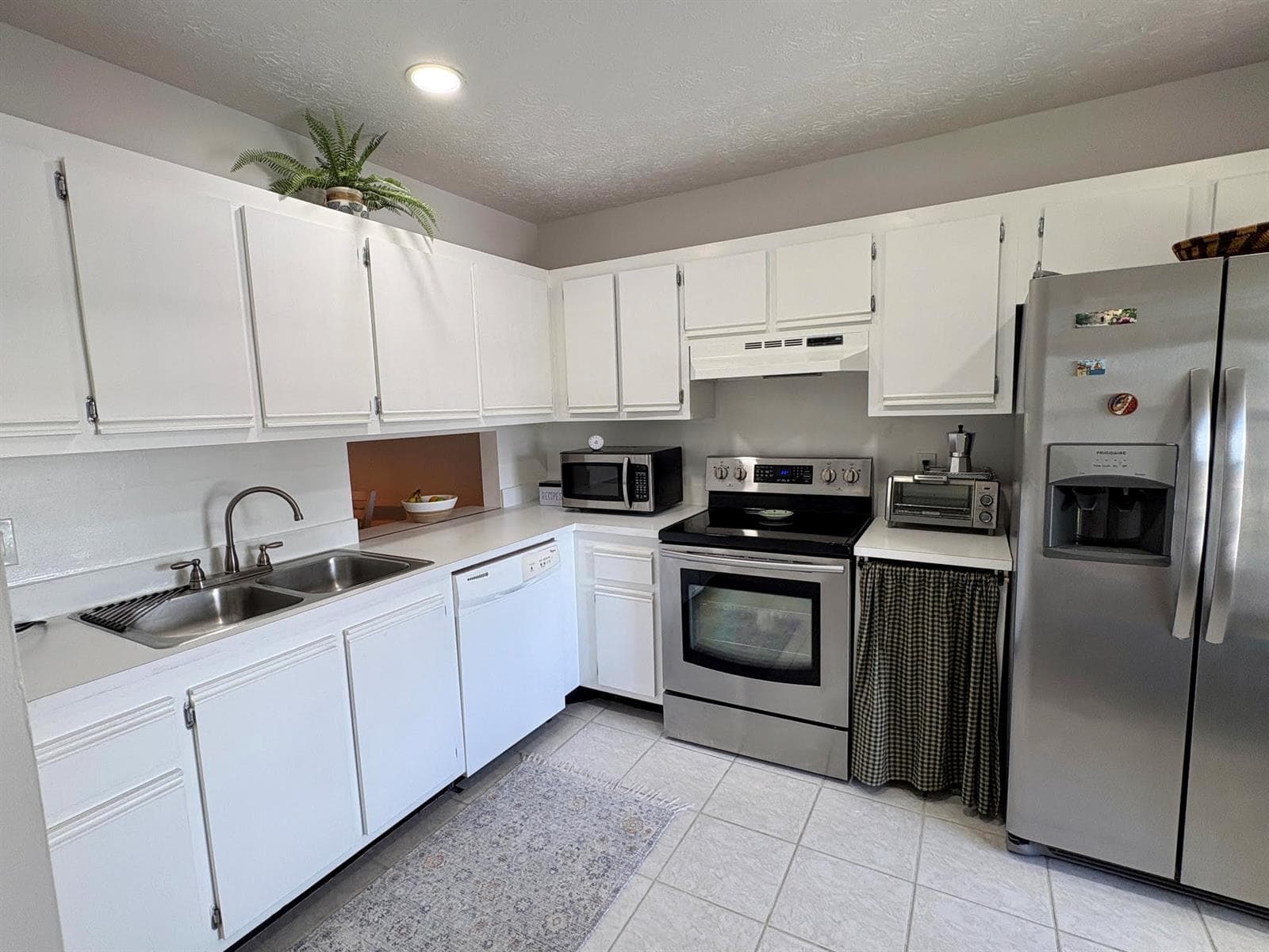 1203 S Lakes End Drive # E-2, Fort Pierce, FL 34982 photo 3