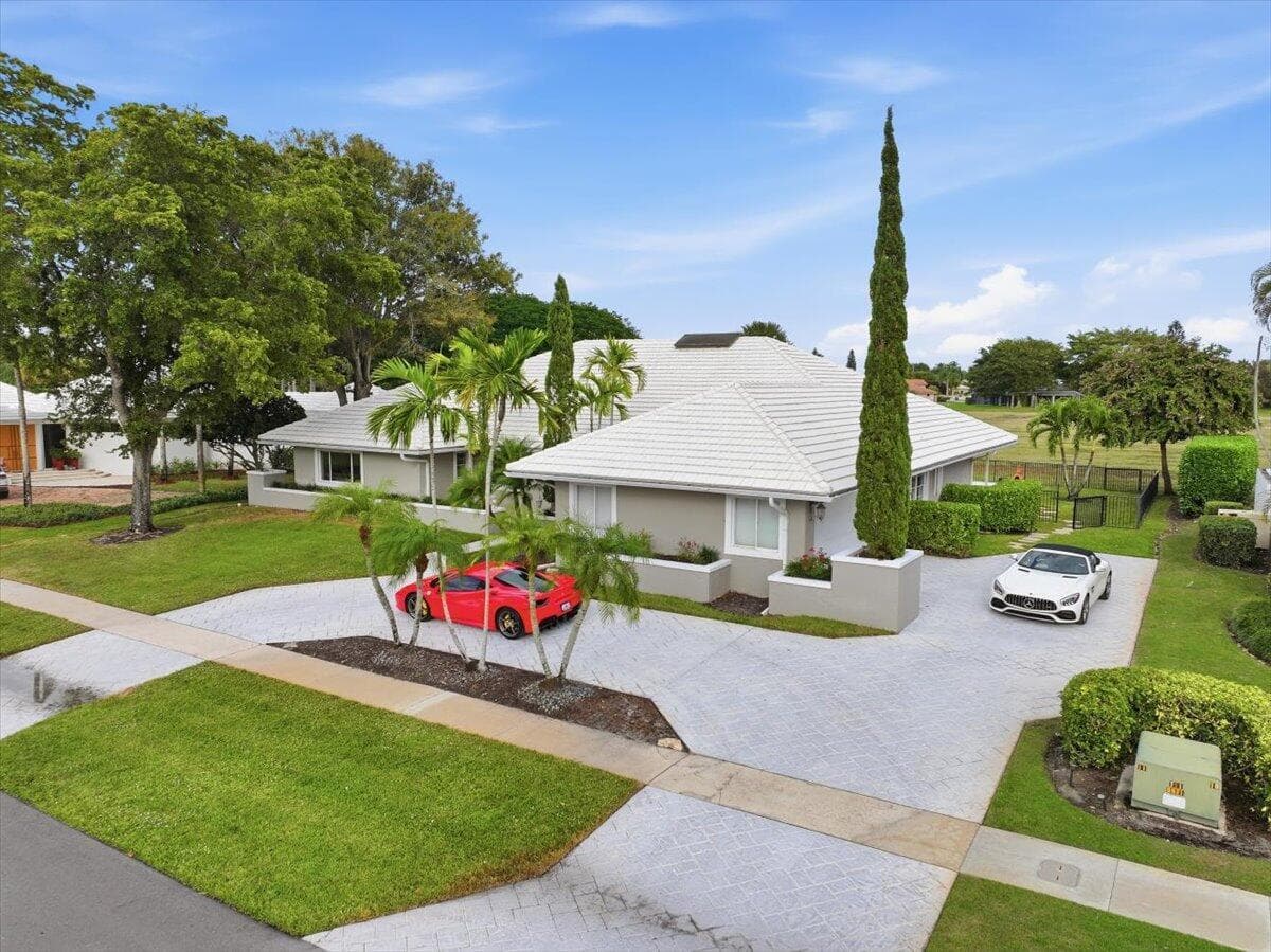 2106 Sunderland Avenue, Wellington, FL 33414 photo 2
