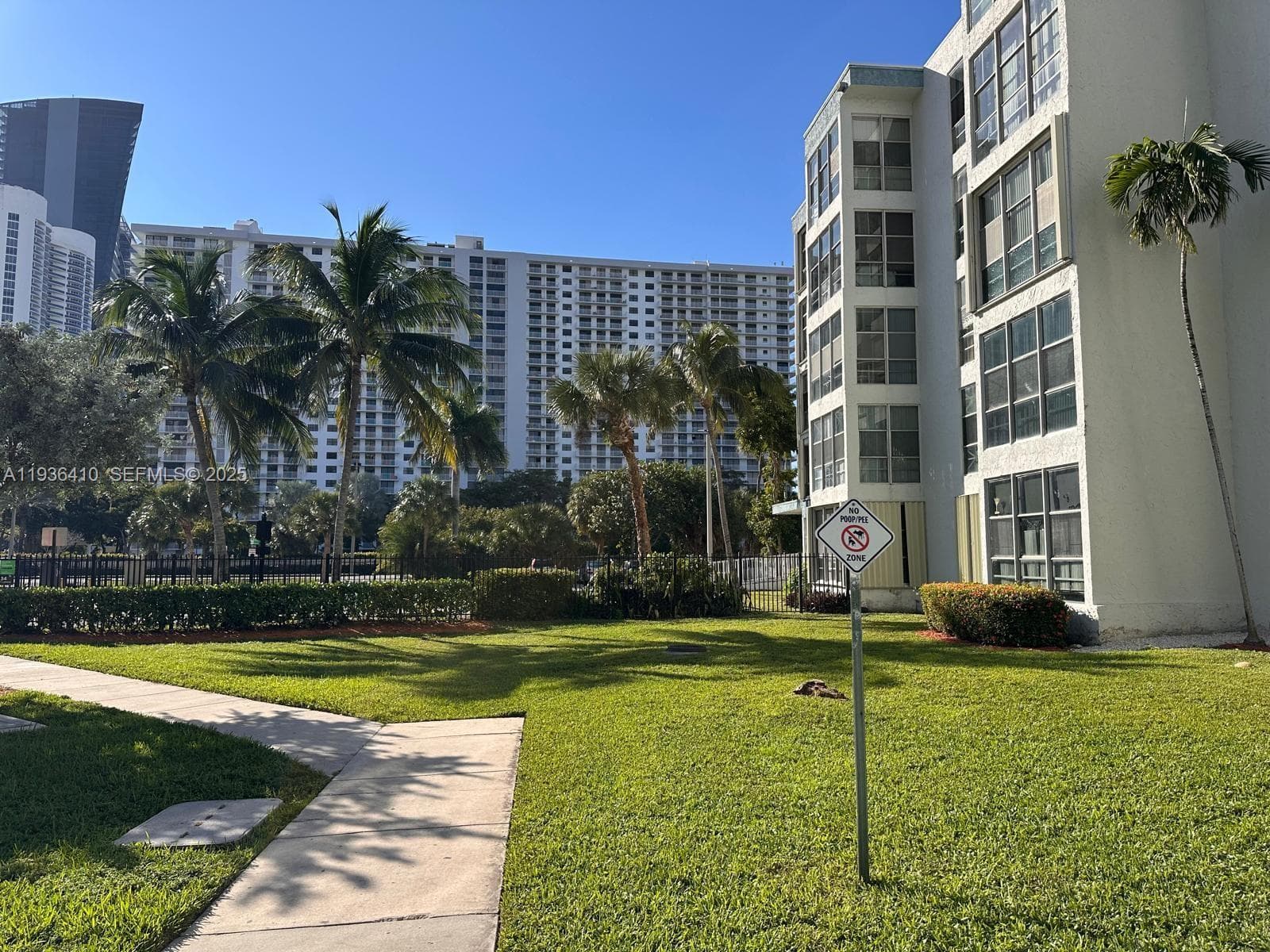 17560 Atlantic Blvd # 109, Sunny Isles Beach, FL 33160 photo 5