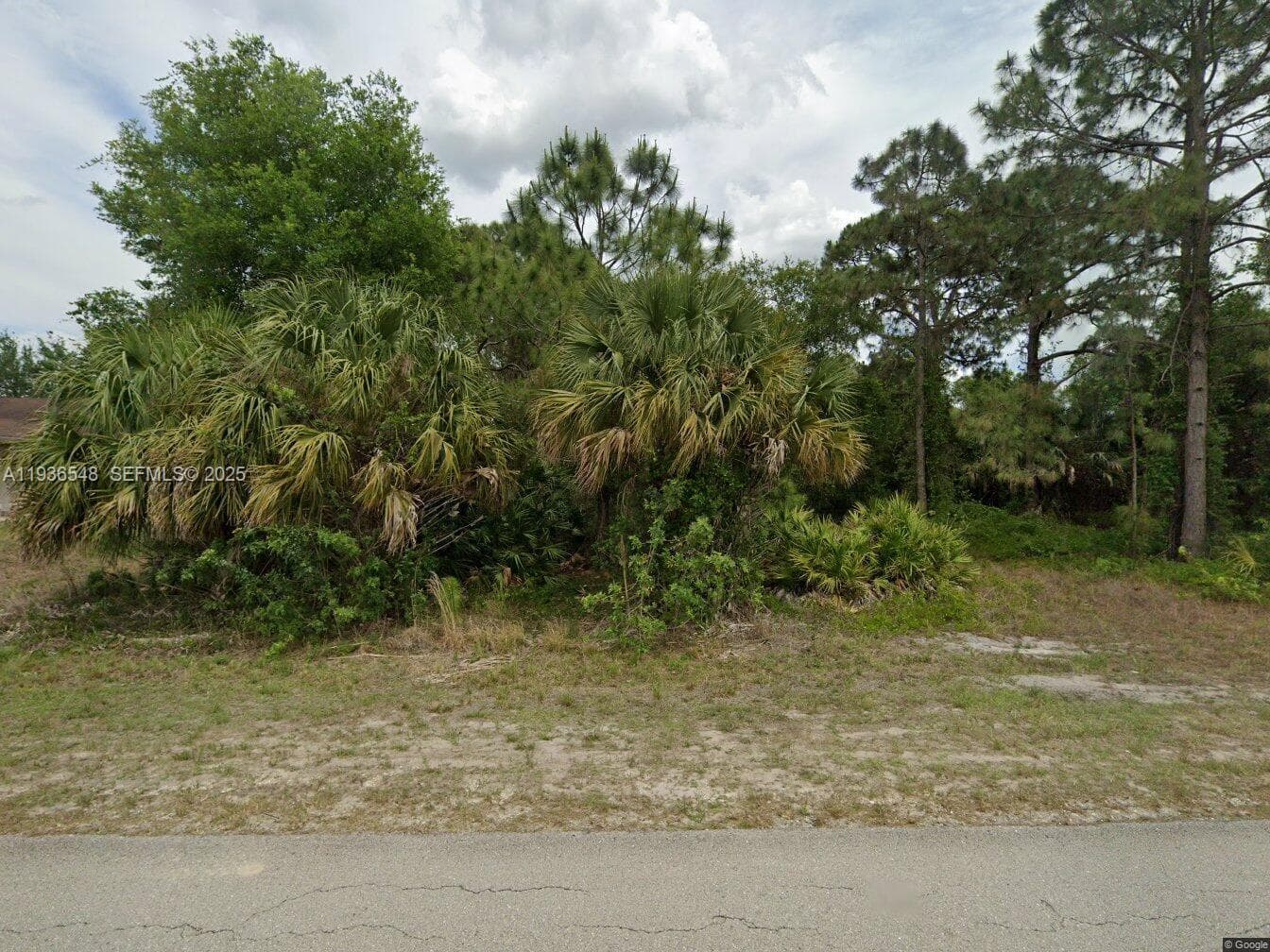 1824 RUSH AVE, Lehigh Acres, FL 33972