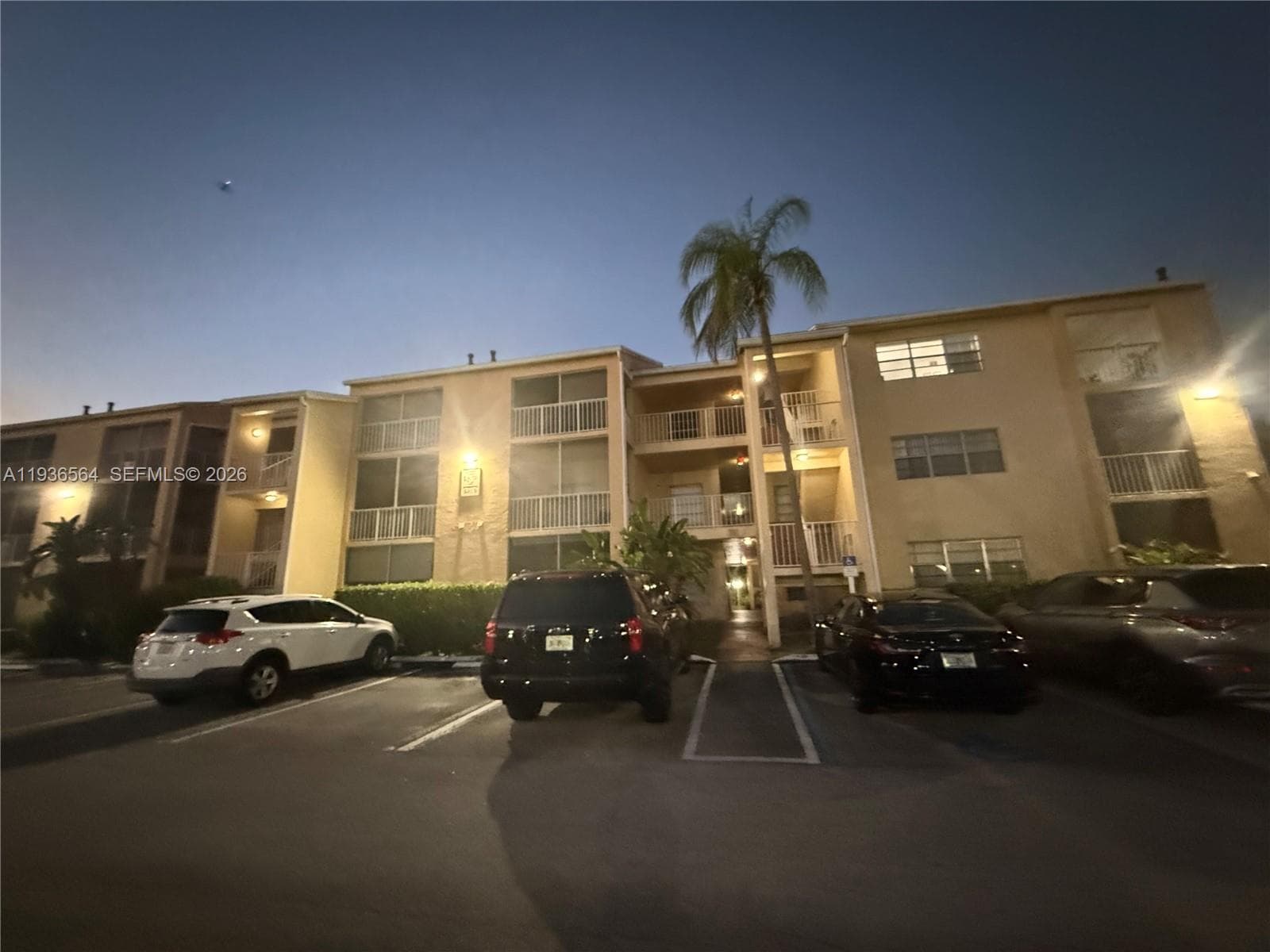 15325 SW 106 TE # 604, Miami, FL 33196 photo 3