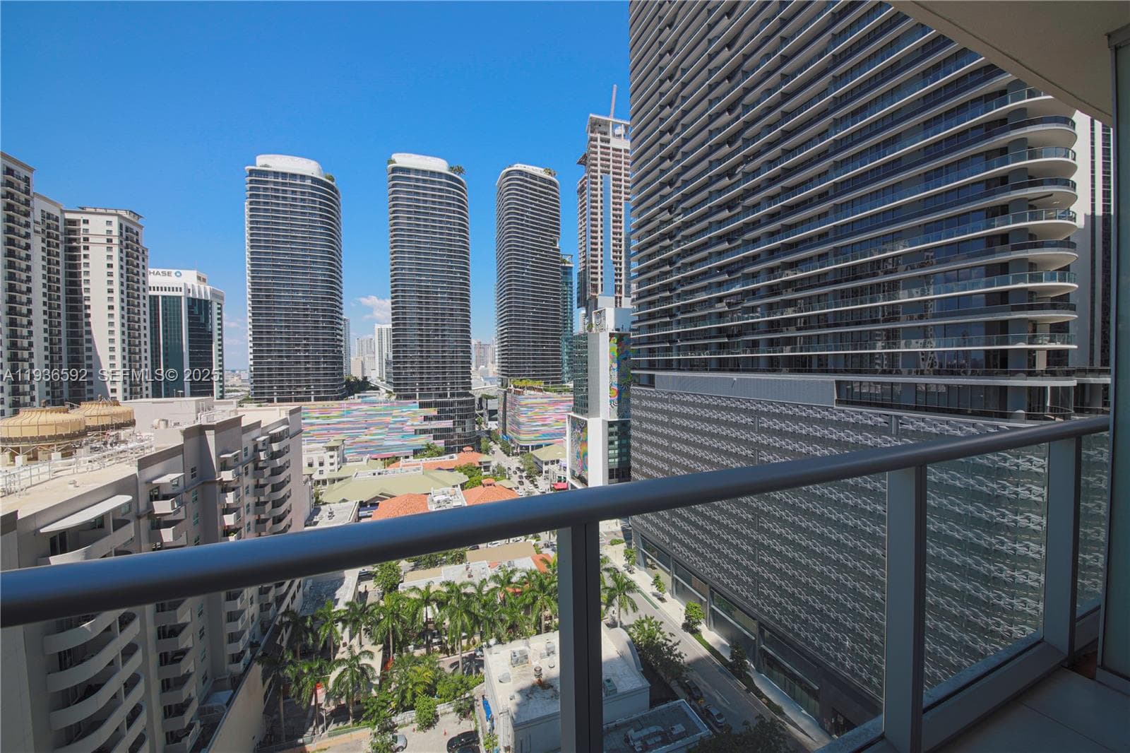 1100 S Miami Ave # 1707, Miami, FL 33130