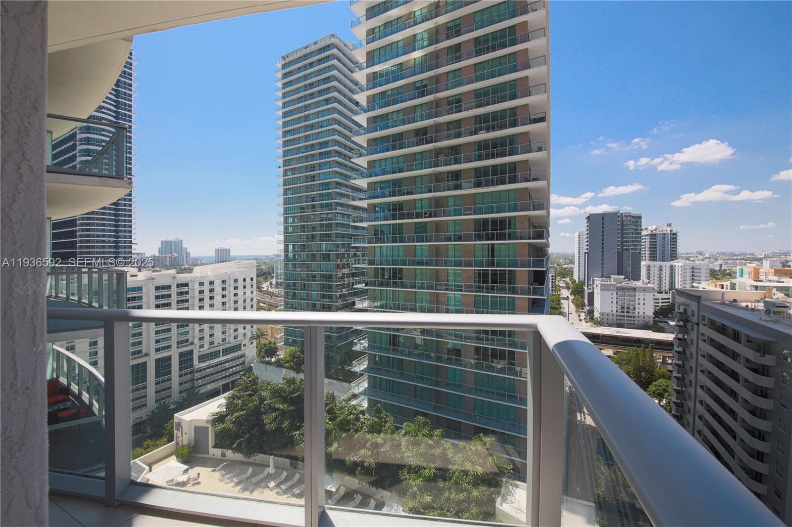 1100 S Miami Ave # 1707, Miami, FL 33130 photo 4