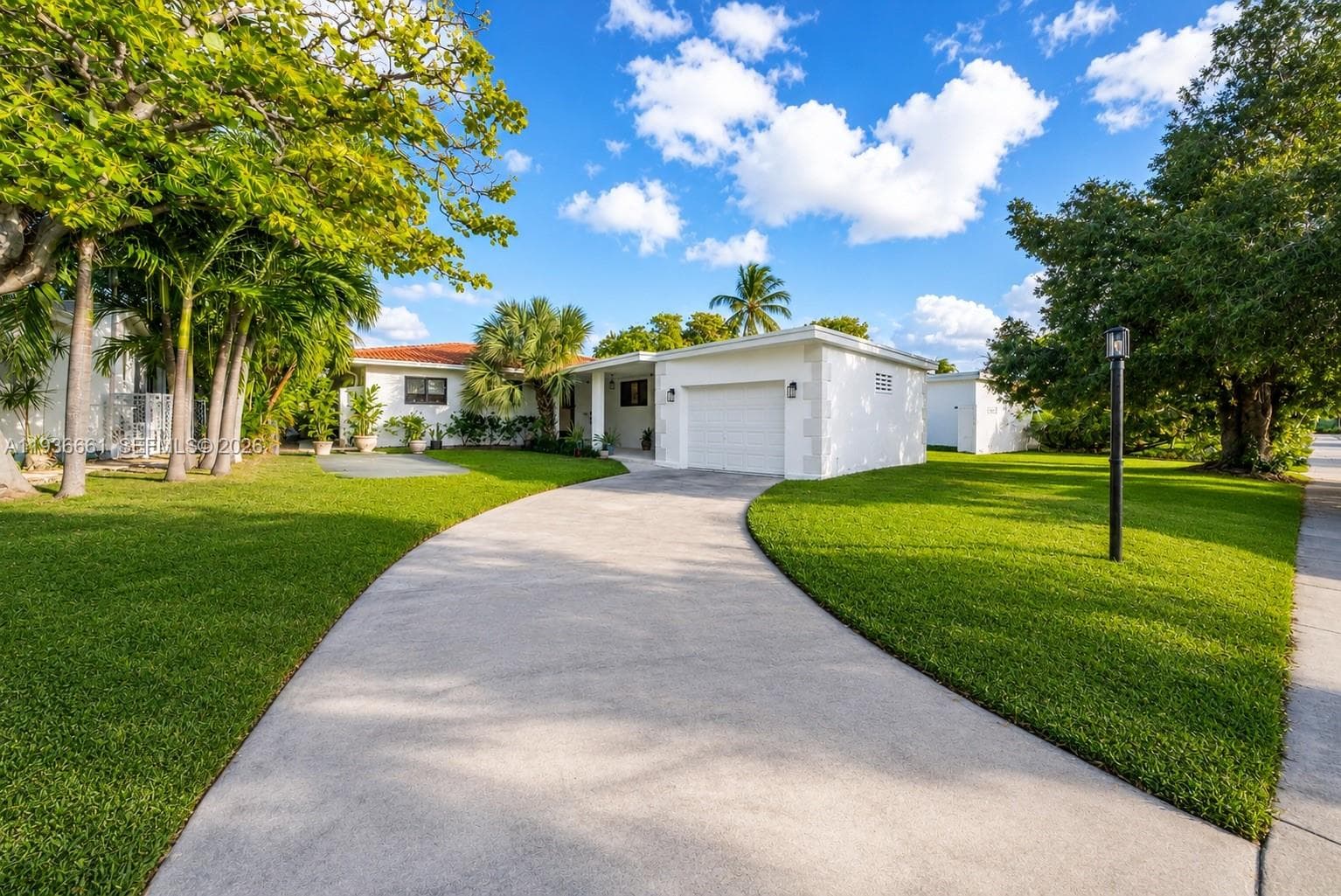 7517 Cutlass Ave, North Bay Village, FL 33141 photo 2