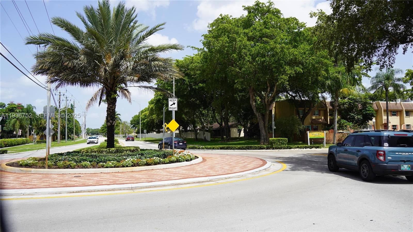 7175 Nova Dr # 204, Davie, FL 33317 photo 2