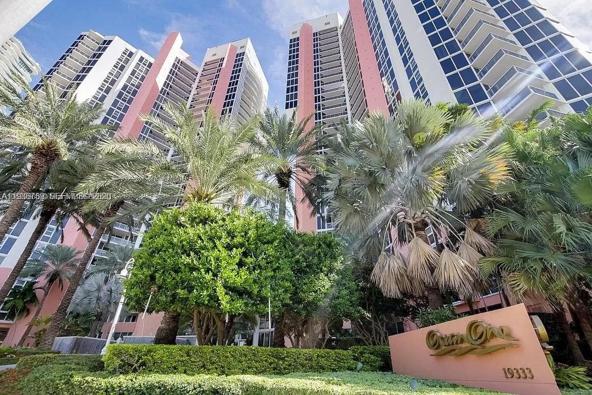 19333 Collins Ave # 1109, Sunny Isles Beach, FL 33160 photo 4