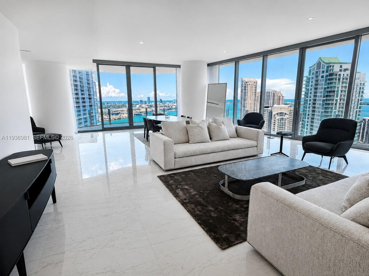 300 Biscayne Blvd Way # 3201, Miami, FL 33130 photo 2