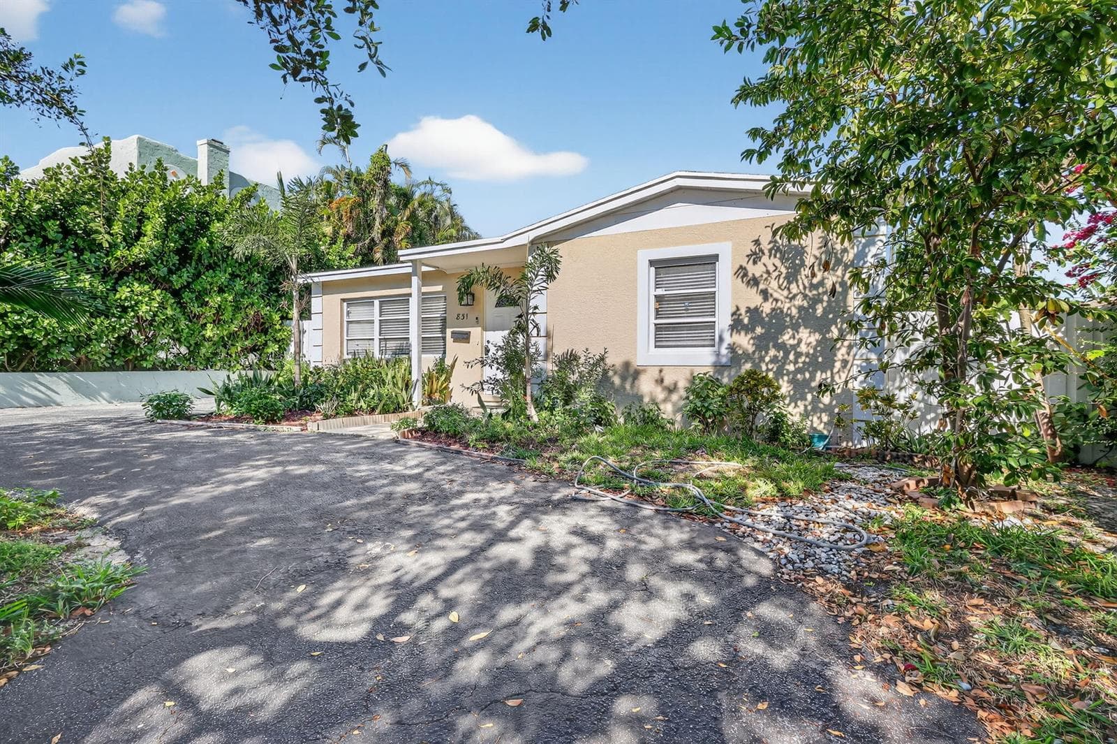 831 30th Court, West Palm Beach, FL 33407 photo 3