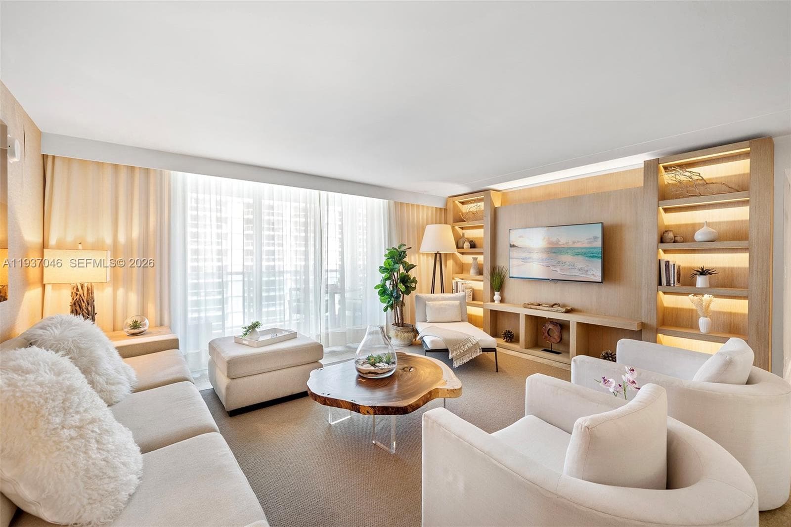 102 24th St # 1207, Miami Beach, FL 33139