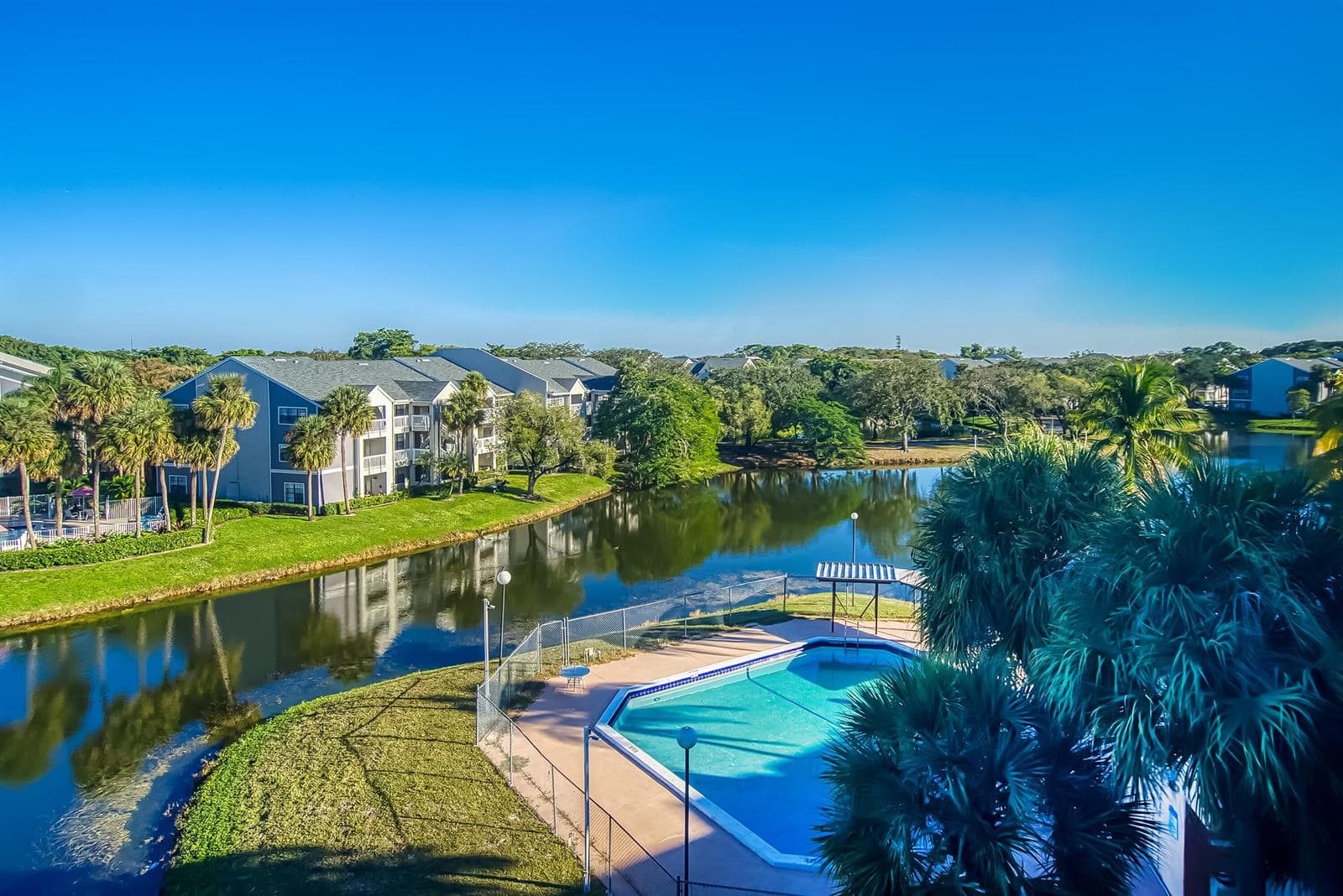 8030 Hampton Boulevard # 502, North Lauderdale, FL 33068 photo 4