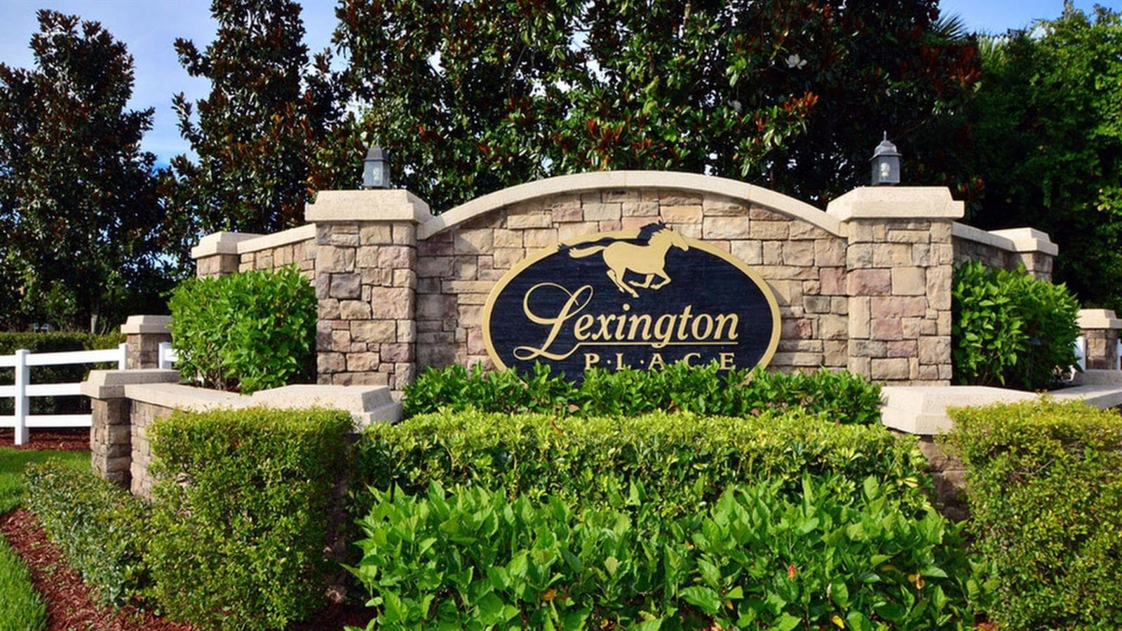 1615 Lexington Square SW, Vero Beach, FL 32962 photo 2