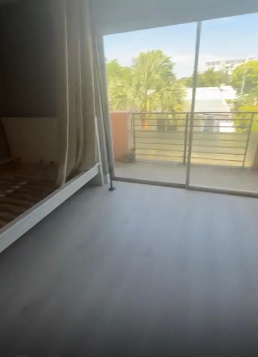 365 NE 125th Street # 305, North Miami, FL 33161 photo 4