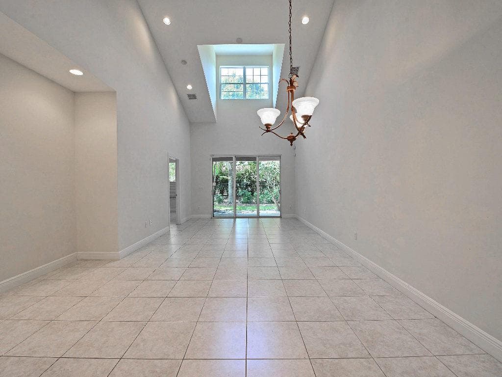 1645 Baseline Lane, Vero Beach, FL 32967 photo 5