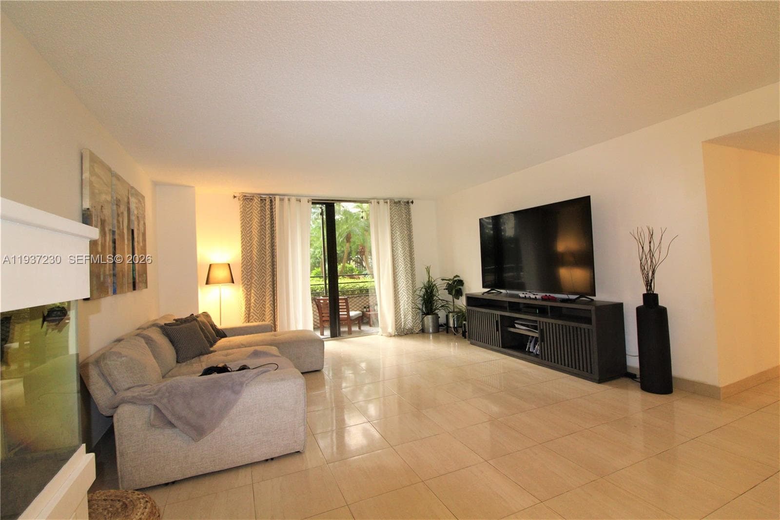 2500 Parkview Dr # 315, Hallandale Beach, FL 33009 photo 3