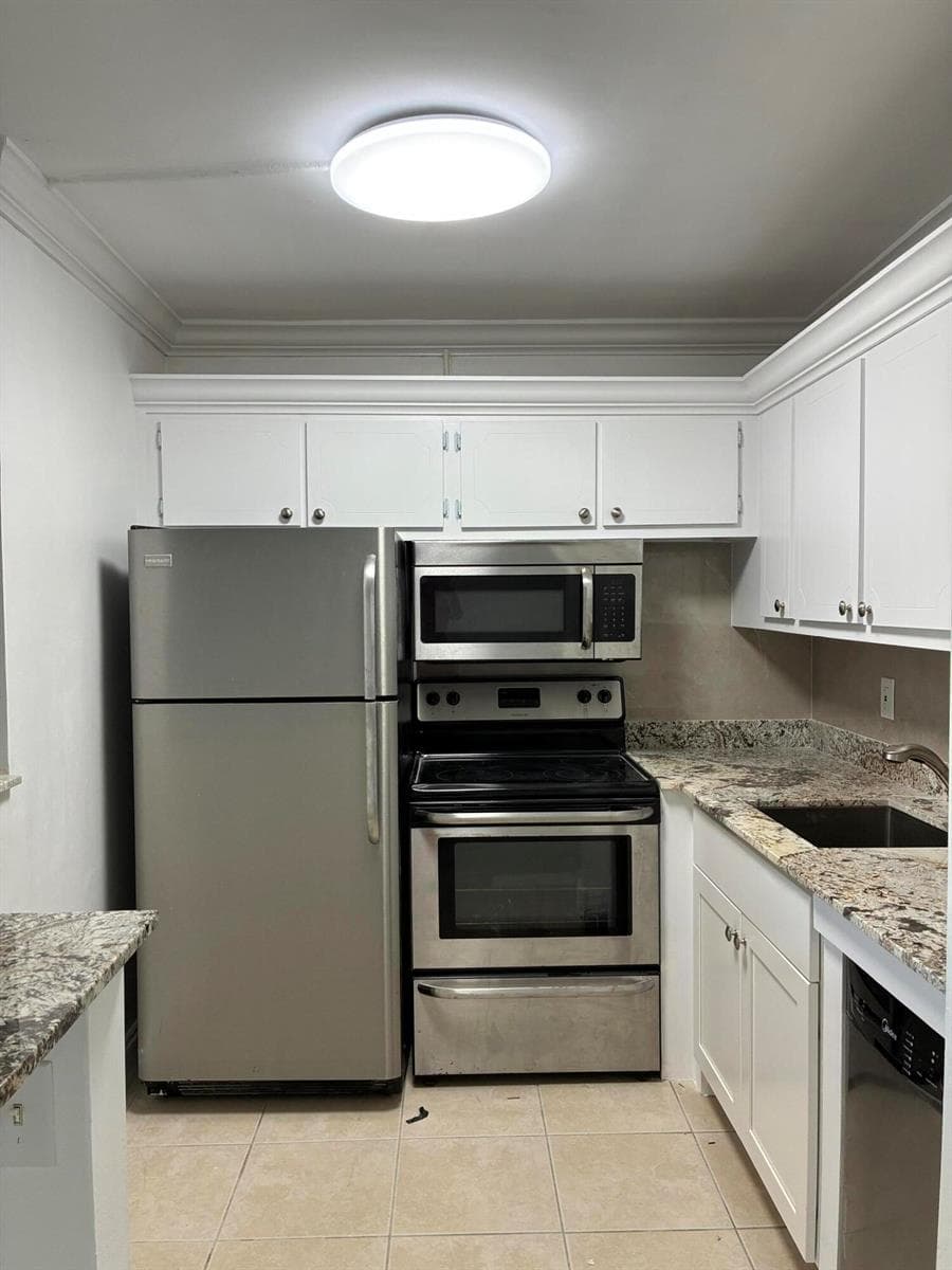 650 Horizons Avenue E # 107, Boynton Beach, FL 33435 photo 2