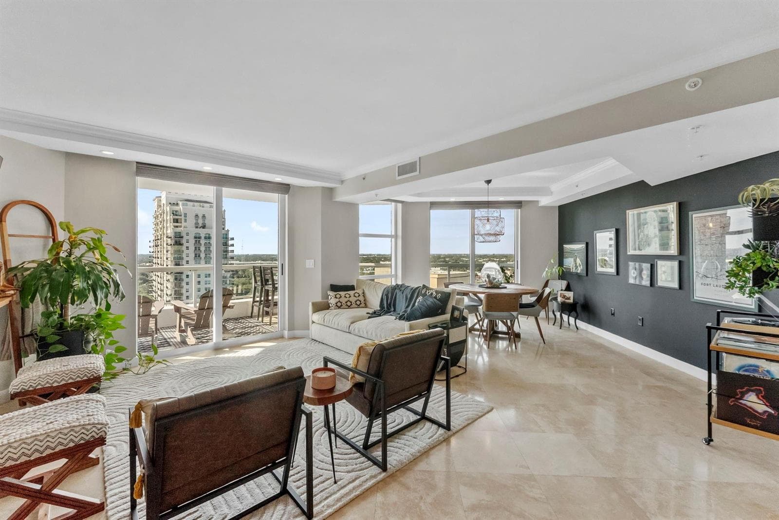 401 SW 4th Avenue # 1706, Fort Lauderdale, FL 33315 photo 2
