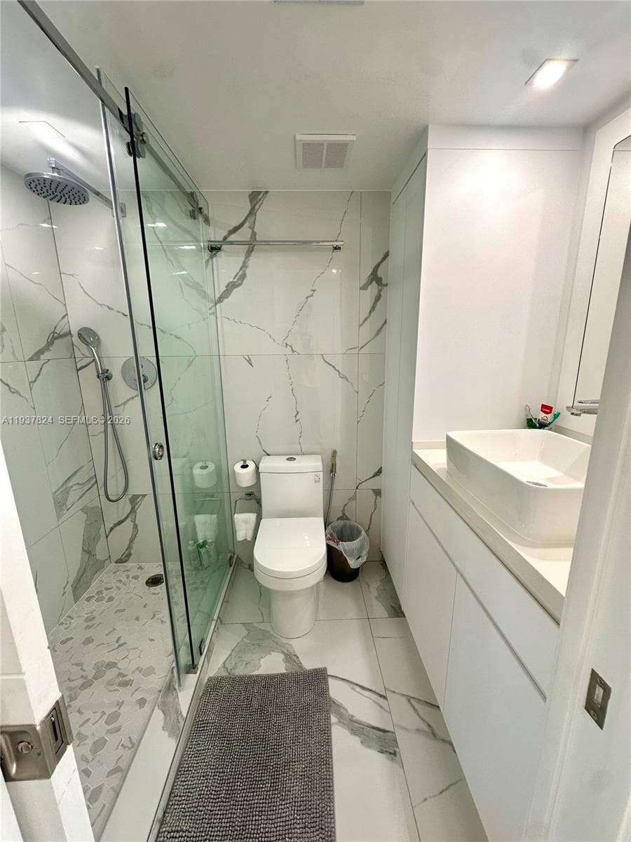 2457 Collins Ave # 408, Miami Beach, FL 33140 photo 4
