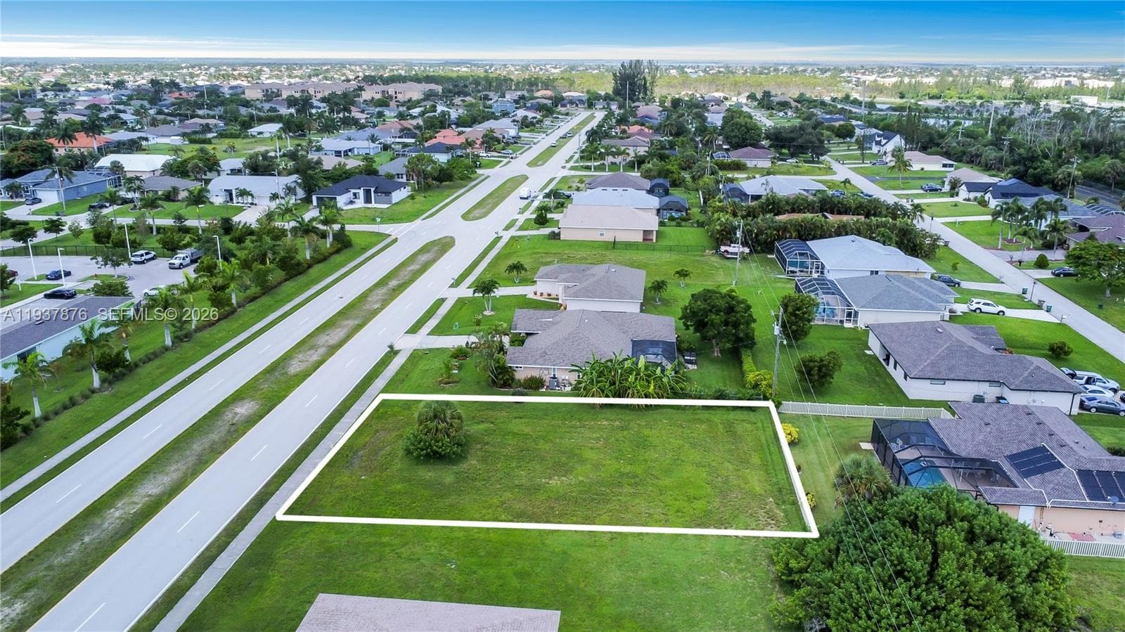 1821 Savona Pkwy W, Cape Coral, FL 33914 photo 3