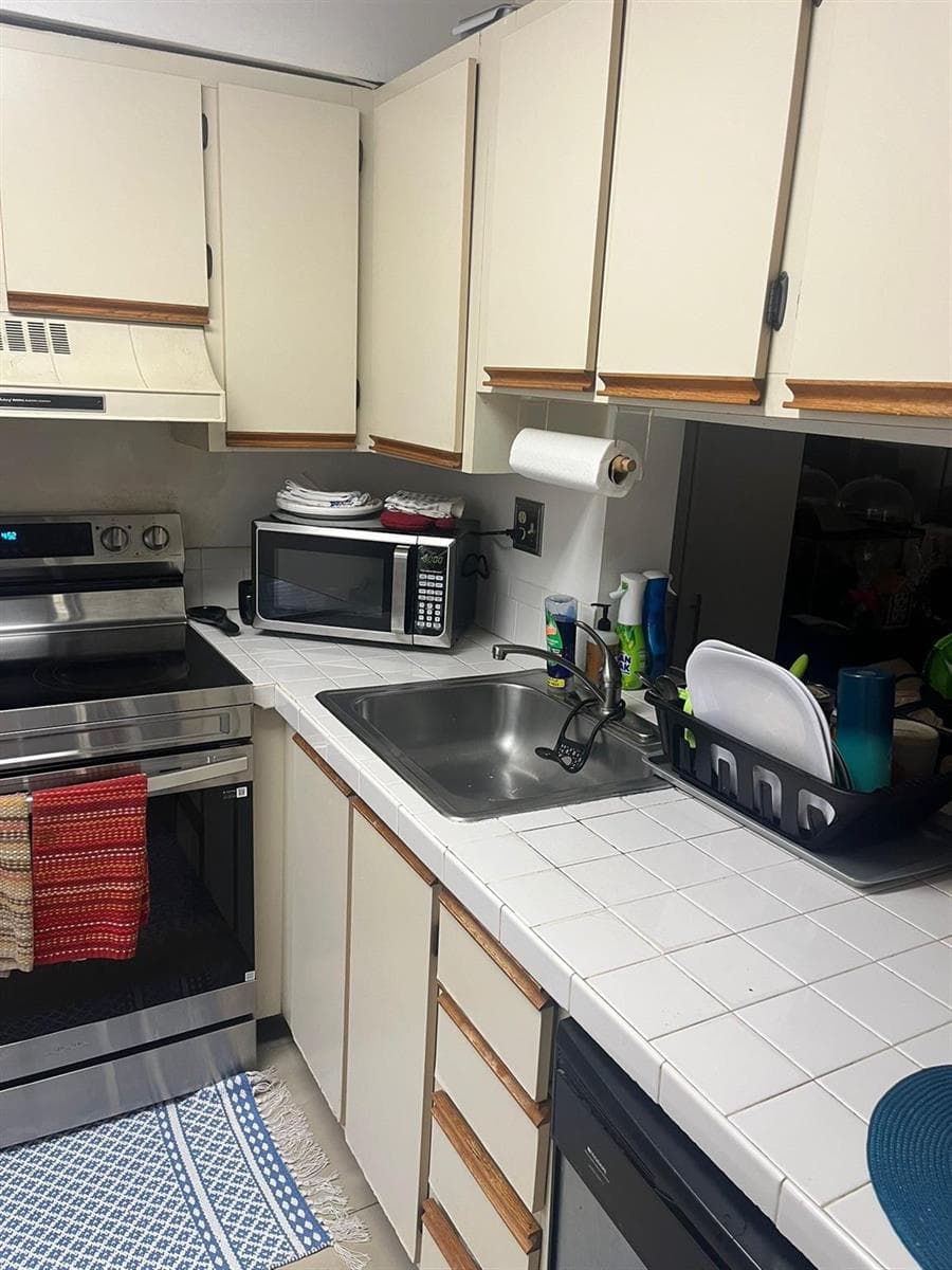 3053 N Oakland Forest Drive # 201, Oakland Park, FL 33309 photo 3